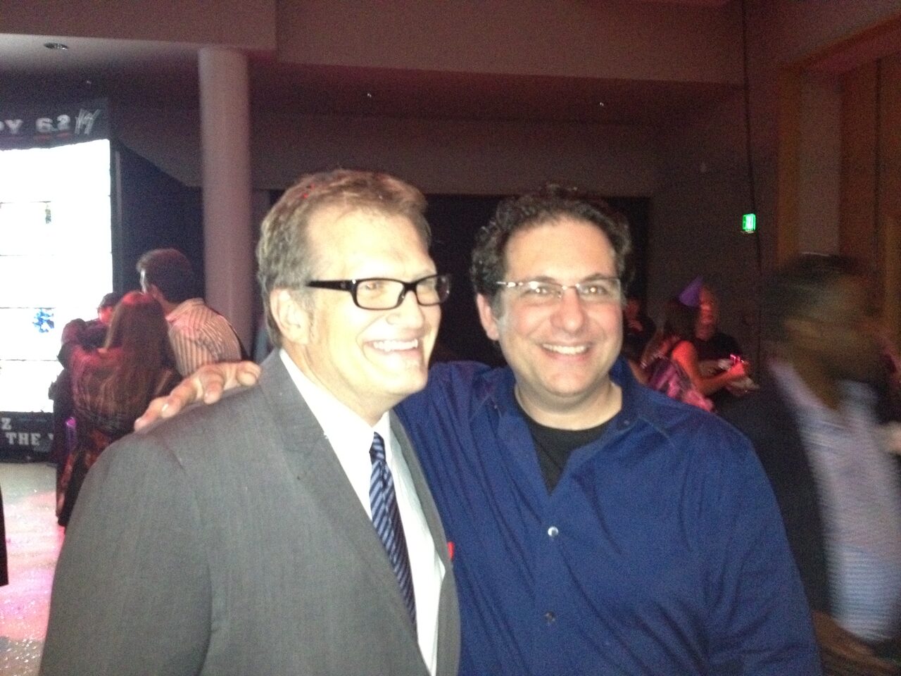 Kevin Mitnick with Drew Carey at Steve Wozniak's 6.2 birthday party